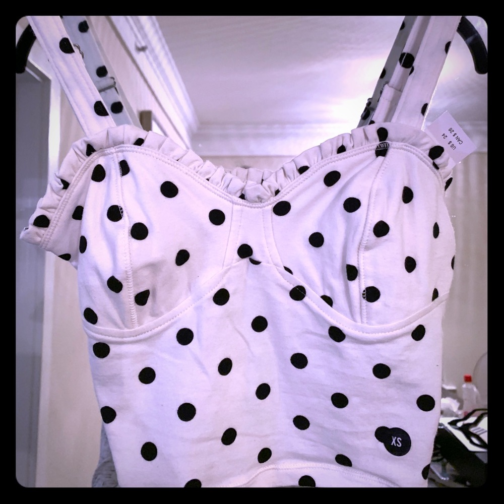 Abercrombie brand new crop top
